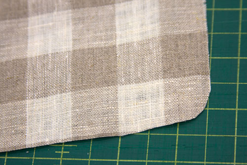 Checkered Napkins Tutorial – the thread