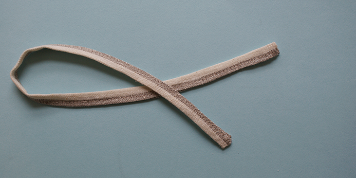 Linen Stripy Pouch Tutorial – the thread