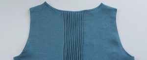 Sewing Glossary: How To Sew Pintucks Tutorial - the thread