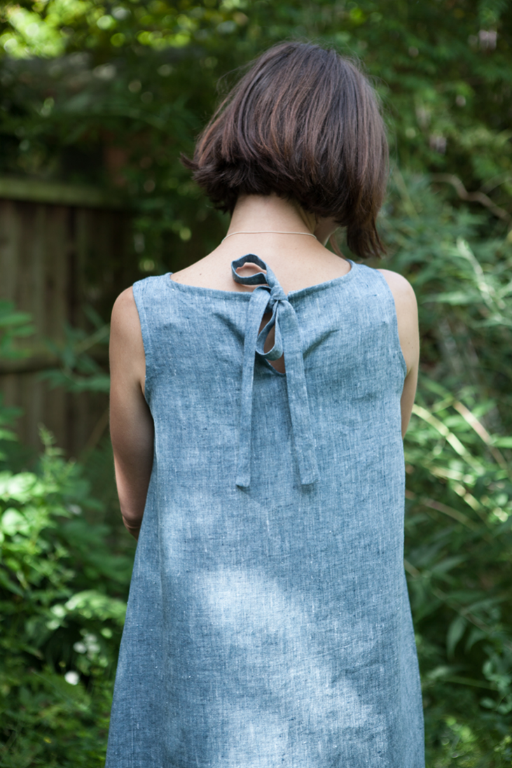 ALine Dress With a Tie Tutorial the thread