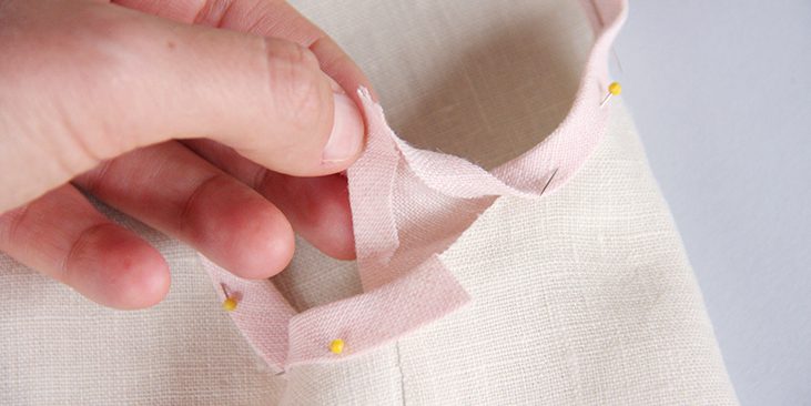 Sewing Glossary: How To Attach Bias Tape Tutorial – the thread