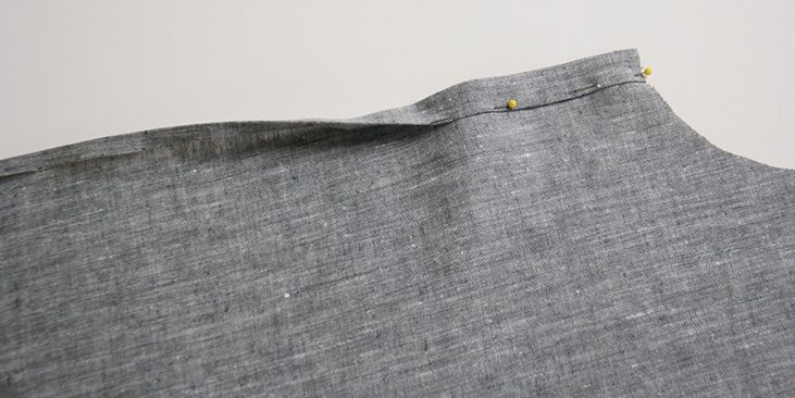 Anca High-Low Hem Collarless Shirt Tutorial and Free Pattern – the thread