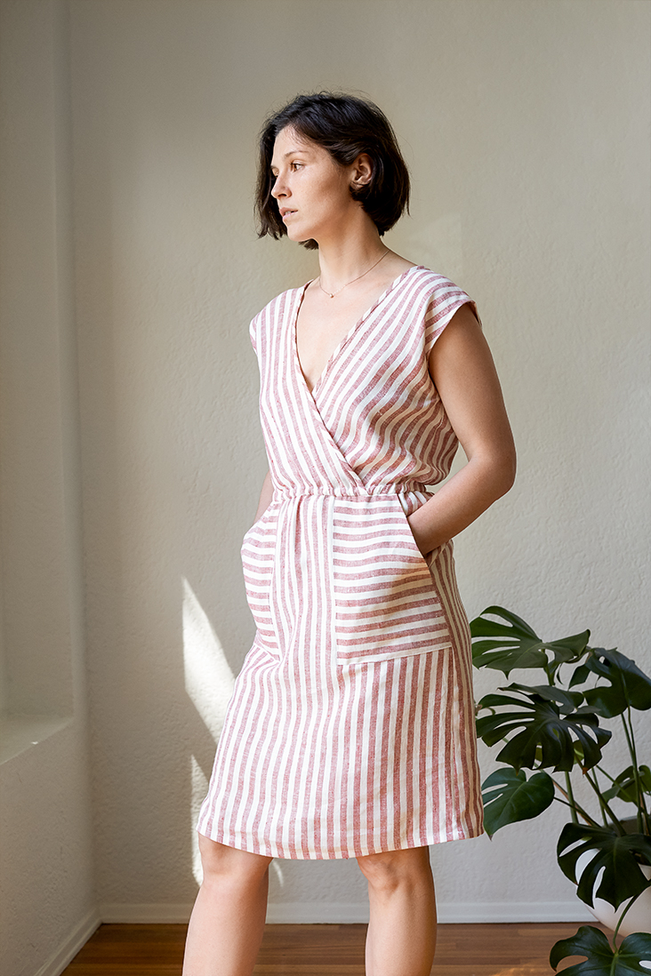 Ruby Crossover Linen Dress Tutorial and Free Pattern – the thread