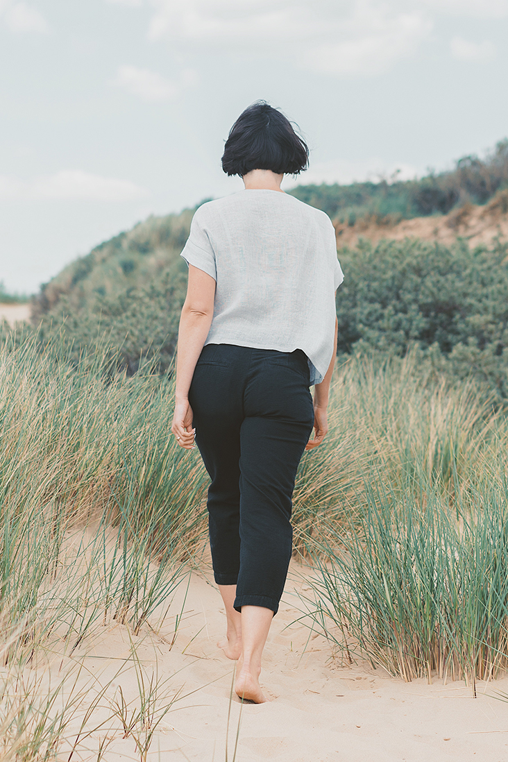 Pattern Hack: Turn a Simple Tank into a Button-Down Top Tutorial