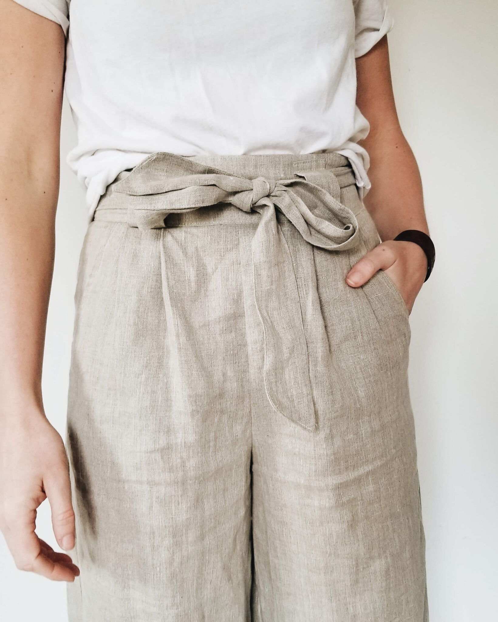 PATTERN REVIEW: Charlie Pant in Natural Linen – the thread
