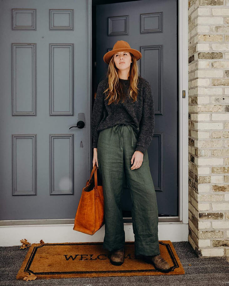 PATTERN REVIEW: Akira Pant in Dusty Lotus Green – the thread