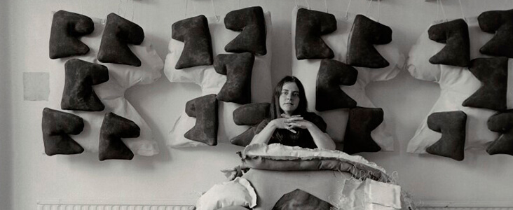 ART OF BRICOLAGE: BRICOLAGE: Art With Dimensional Materials - Phyllida  Barlow