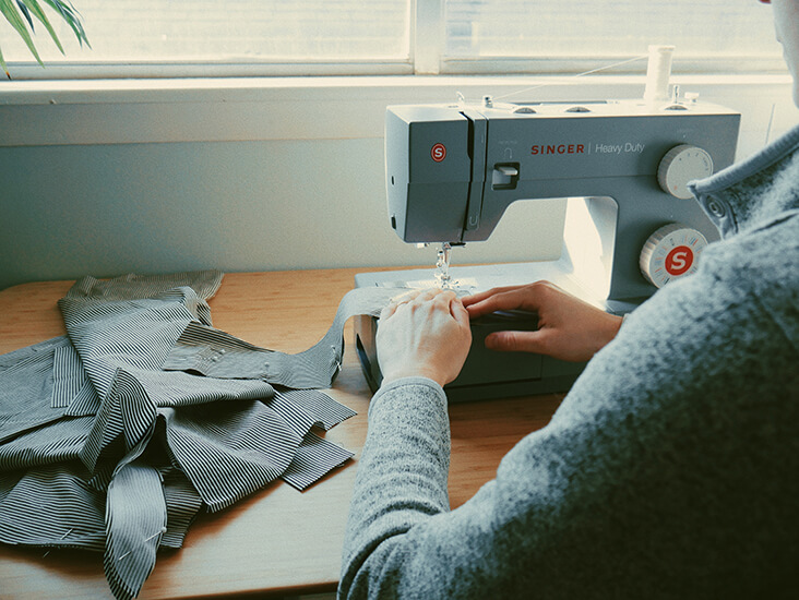 Sewing Machine Review: Singer Heavy Duty – the thread