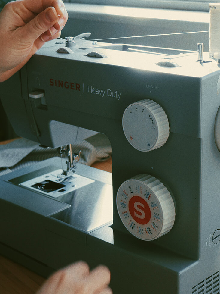 Sewing Machine Review: Singer Heavy Duty – the thread