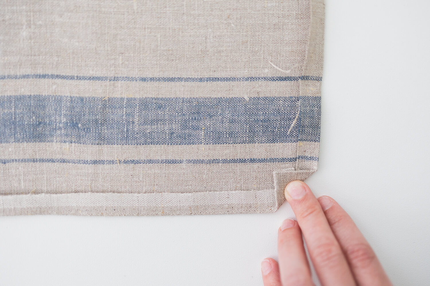 How To Make A Buffalo Check Ruffled Tea Towel – Mother Thyme